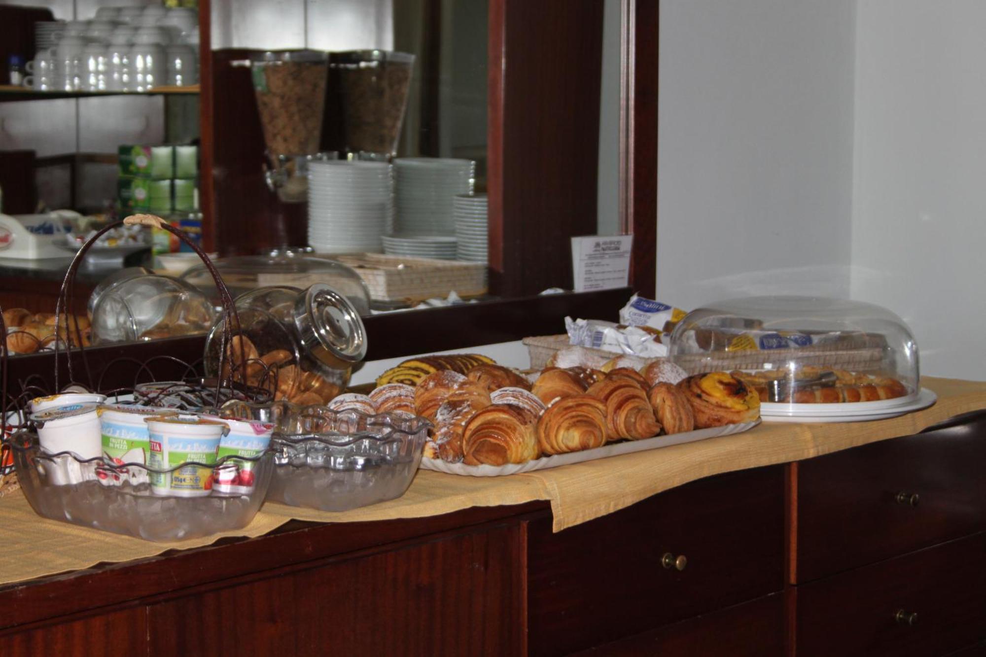 Hotel Girasole Civitanova Marche Zewnętrze zdjęcie