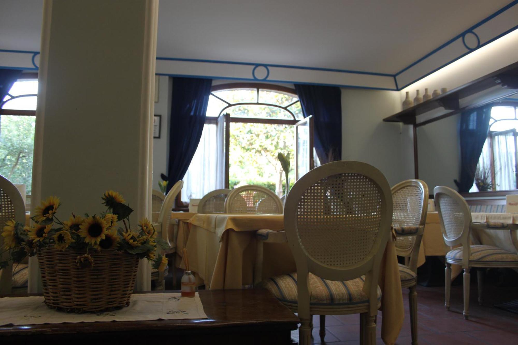Hotel Girasole Civitanova Marche Zewnętrze zdjęcie