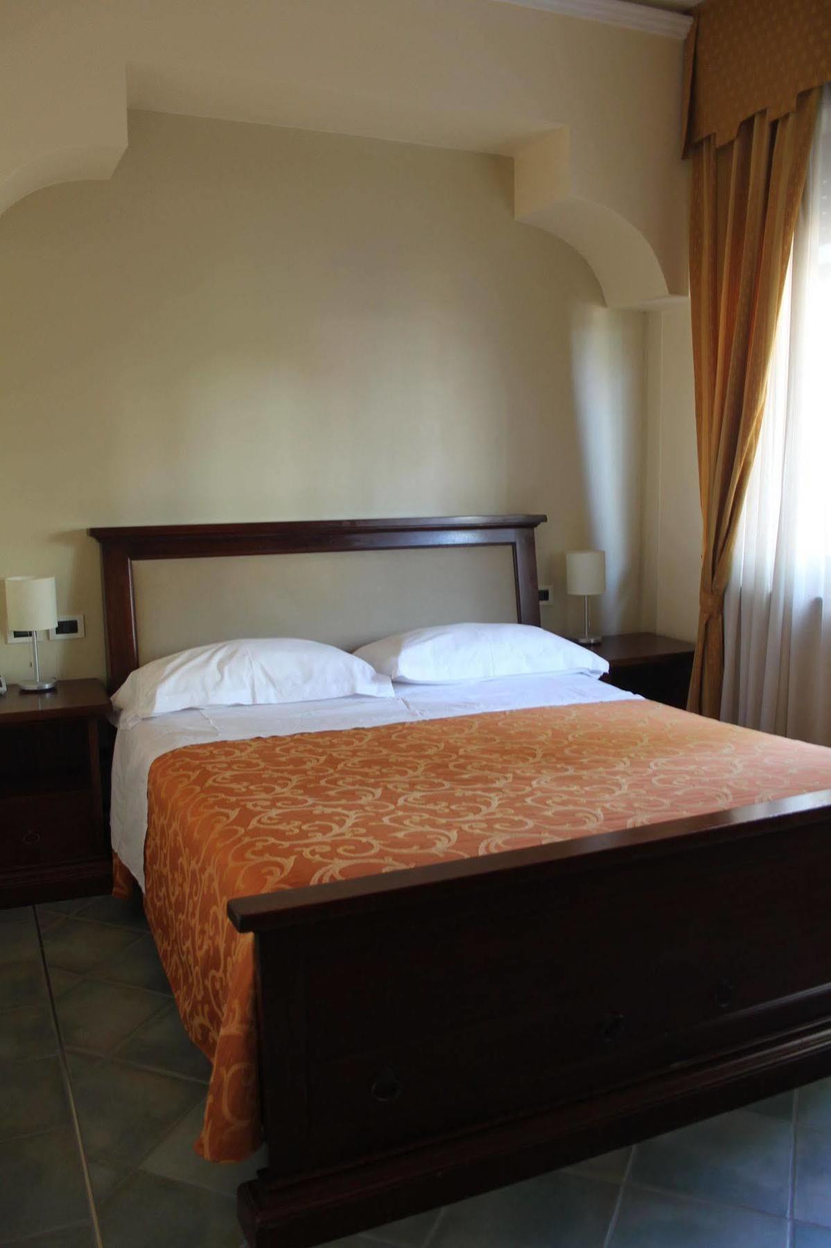 Hotel Girasole Civitanova Marche Zewnętrze zdjęcie